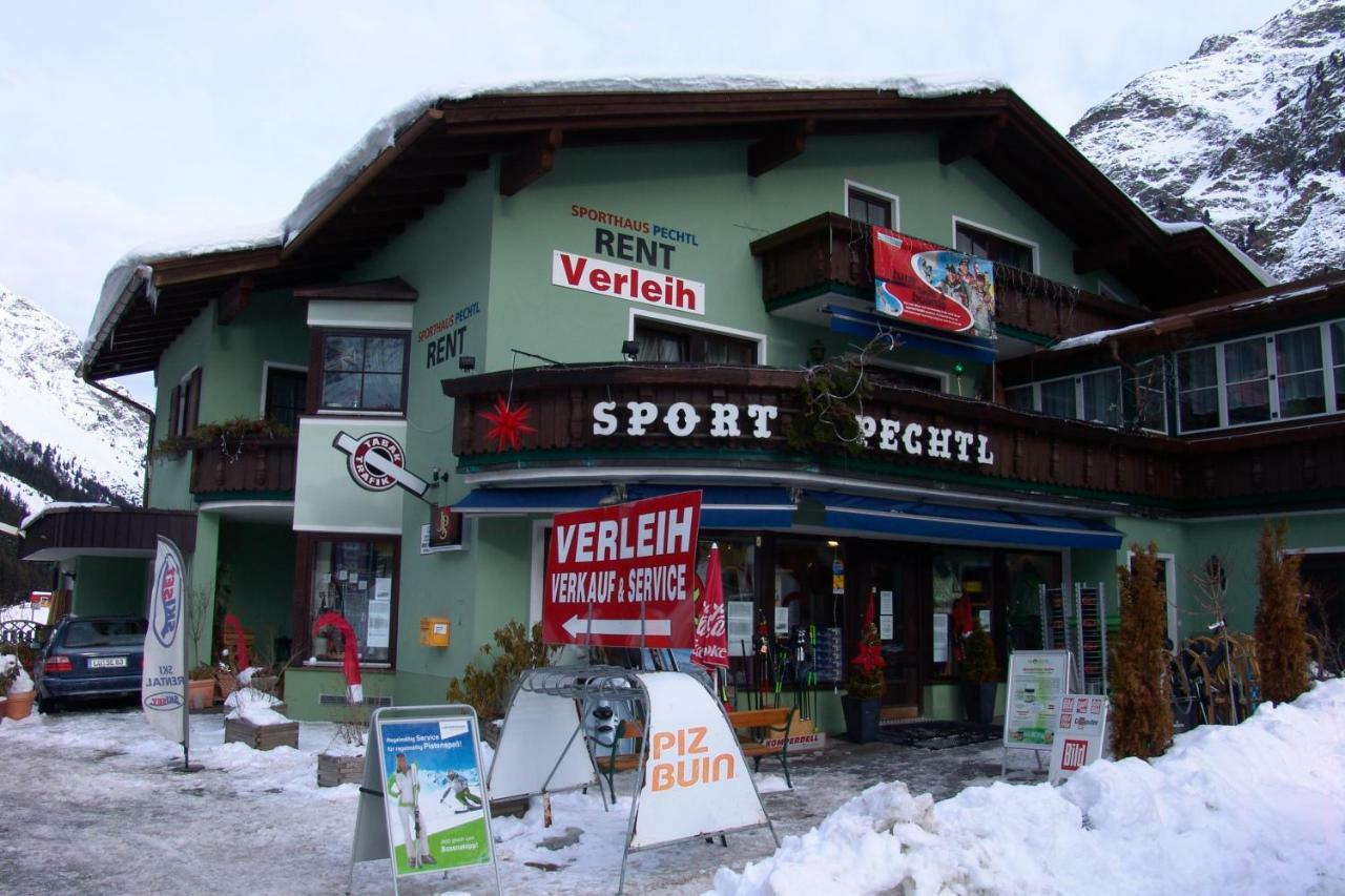 Hotel Haus Pechtl Sankt Leonhard im Pitztal Esterno foto