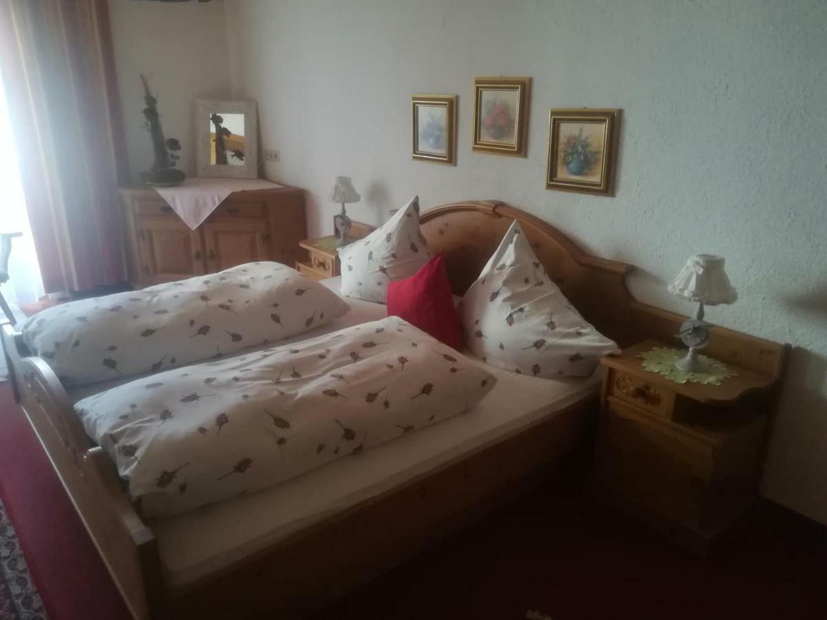 Hotel Haus Pechtl Sankt Leonhard im Pitztal Esterno foto